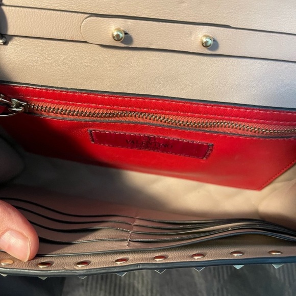 Valentino Garavani rockstud clutch, crossbody - Picture 7 of 10